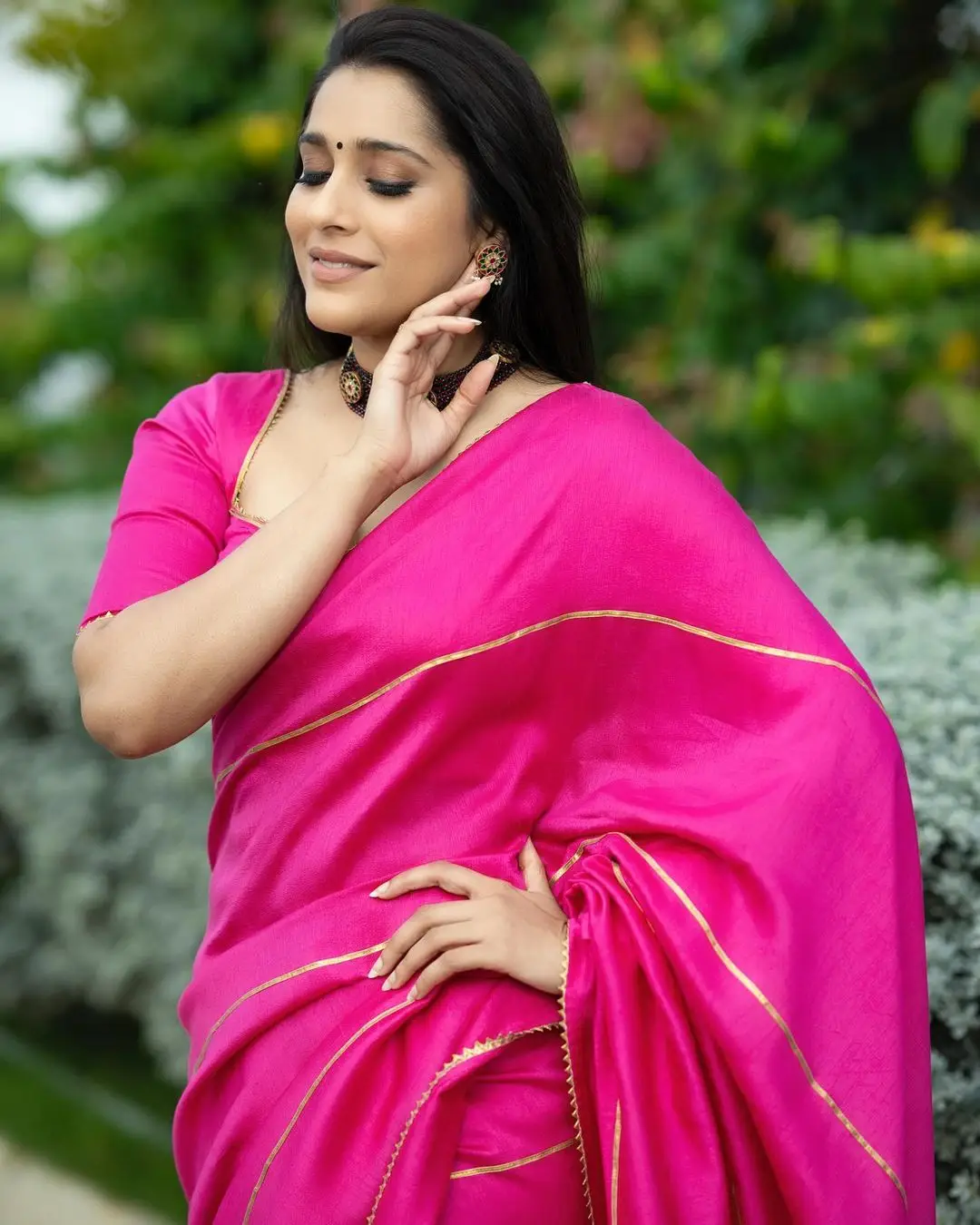 Rashmi Gautam In South Indian Traditional Pink Saree Blouse